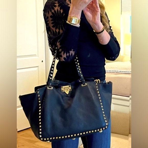 Valentino Garavani Handbags - Valentino Garavani - Black Rockstud Tote  Bag / Shoulder Bag / Crossbody Bag